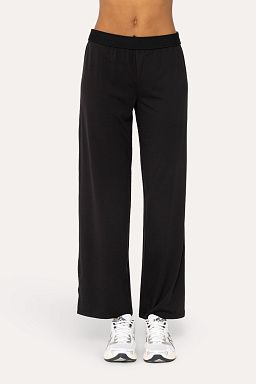 Air Essentials Foldover Waist Lounge Black